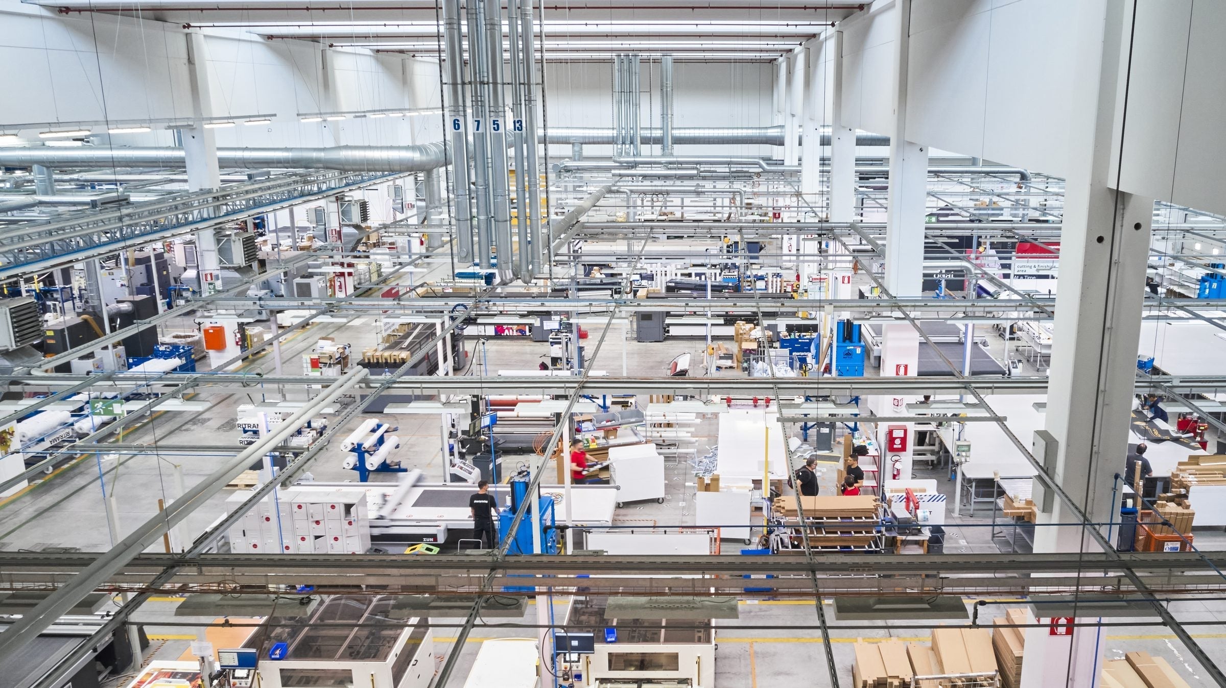 The Pixartprinting plant: printing and finishing lines seen from above